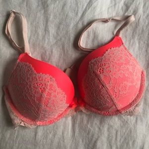 Victoria’s Secret Bra Pink Lace